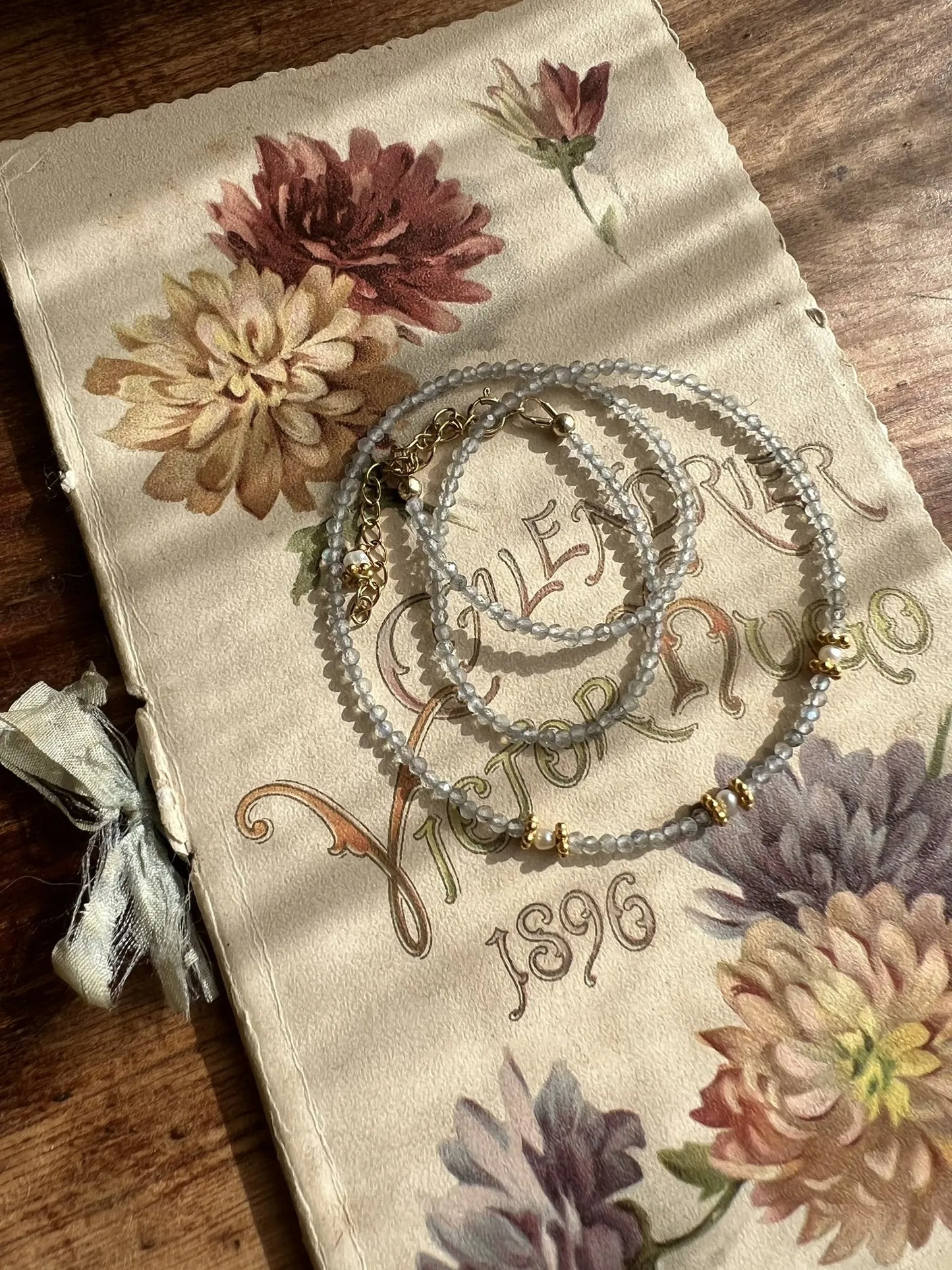 ojigi collier labradorite et perles d'eau douce
