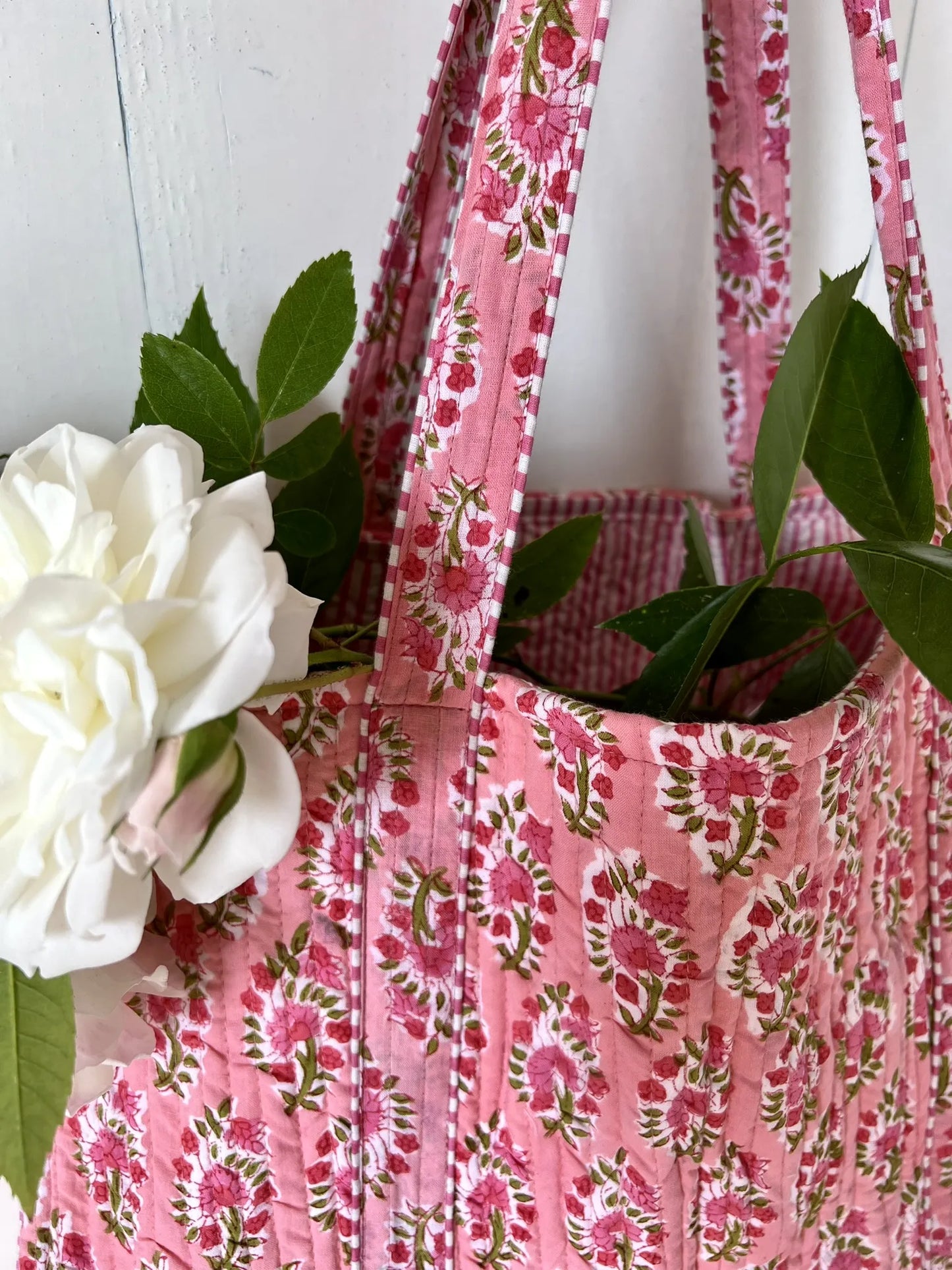 ojigi cabas coton block print quilté fraisier rose