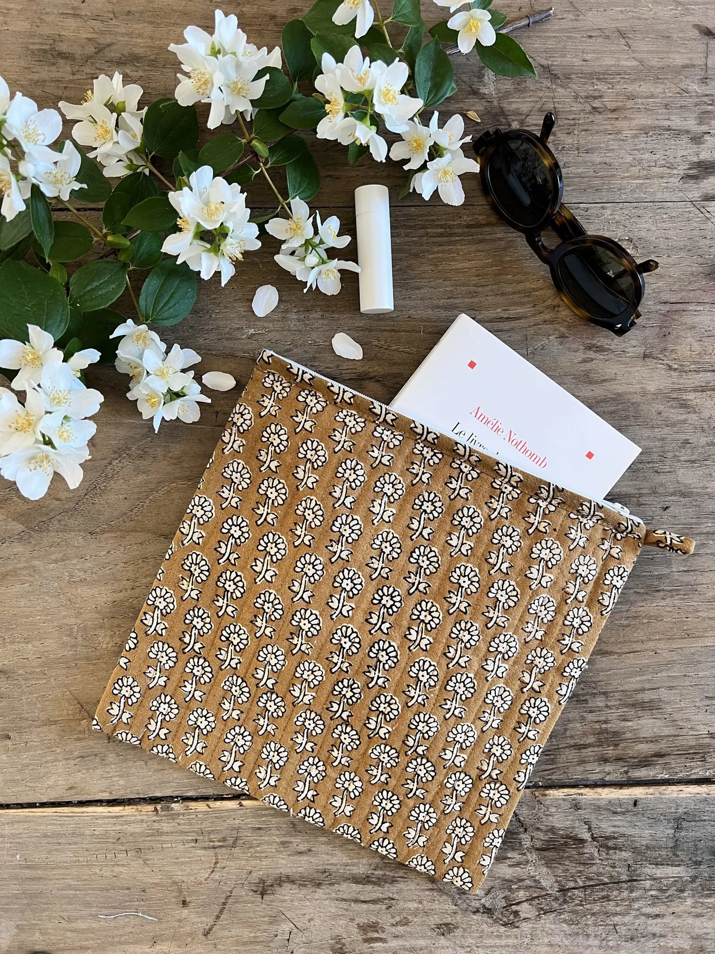 ojigi trousse Inès block print quilté bouton d'or