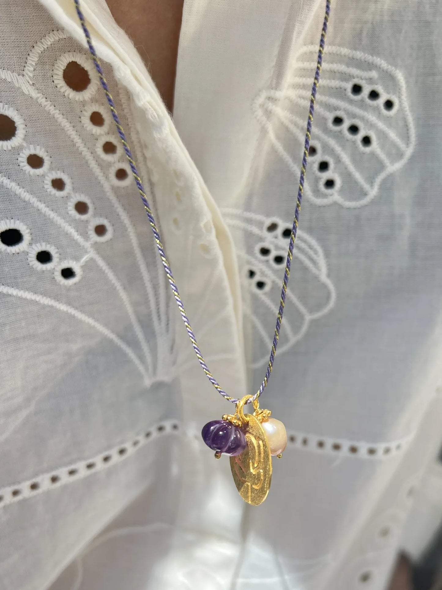 ojigi sautoir médaille améthyste