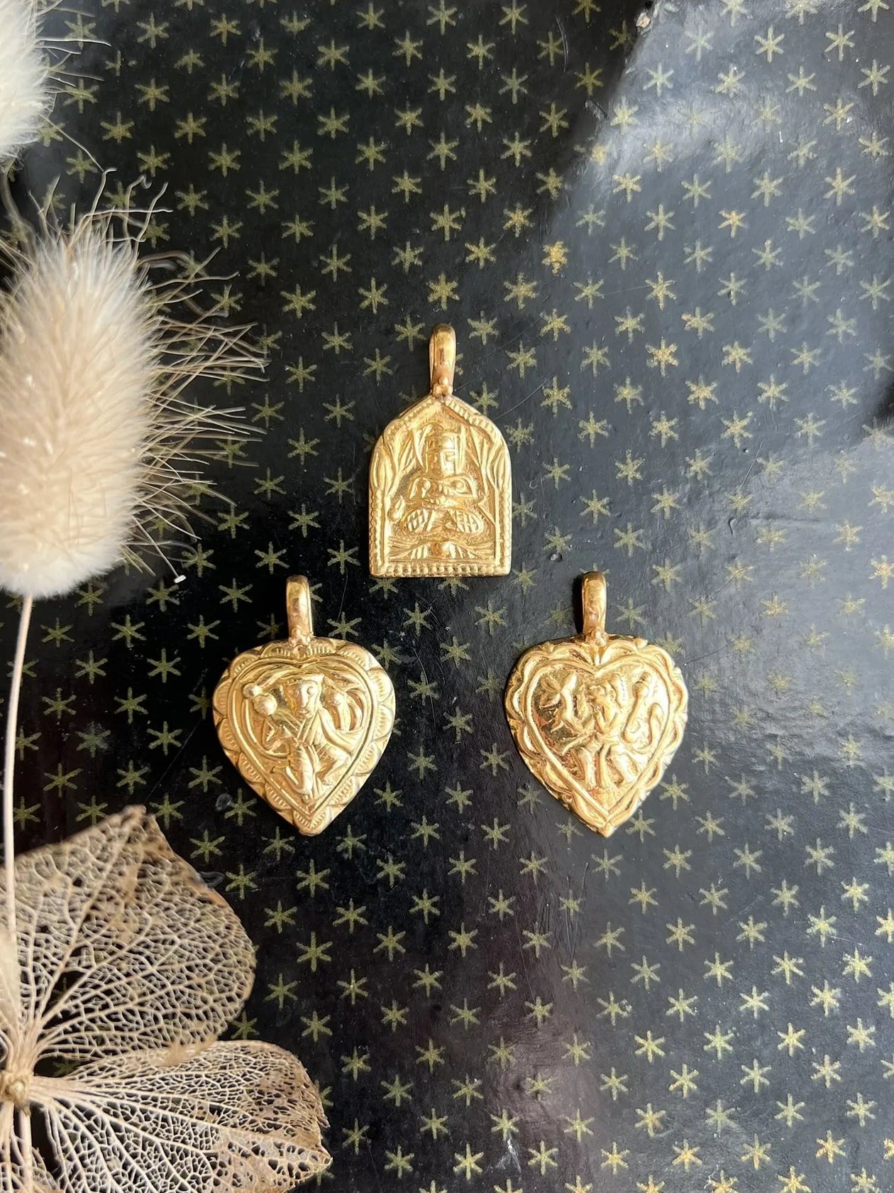 ojigi pendentif amulette cœur hanuman