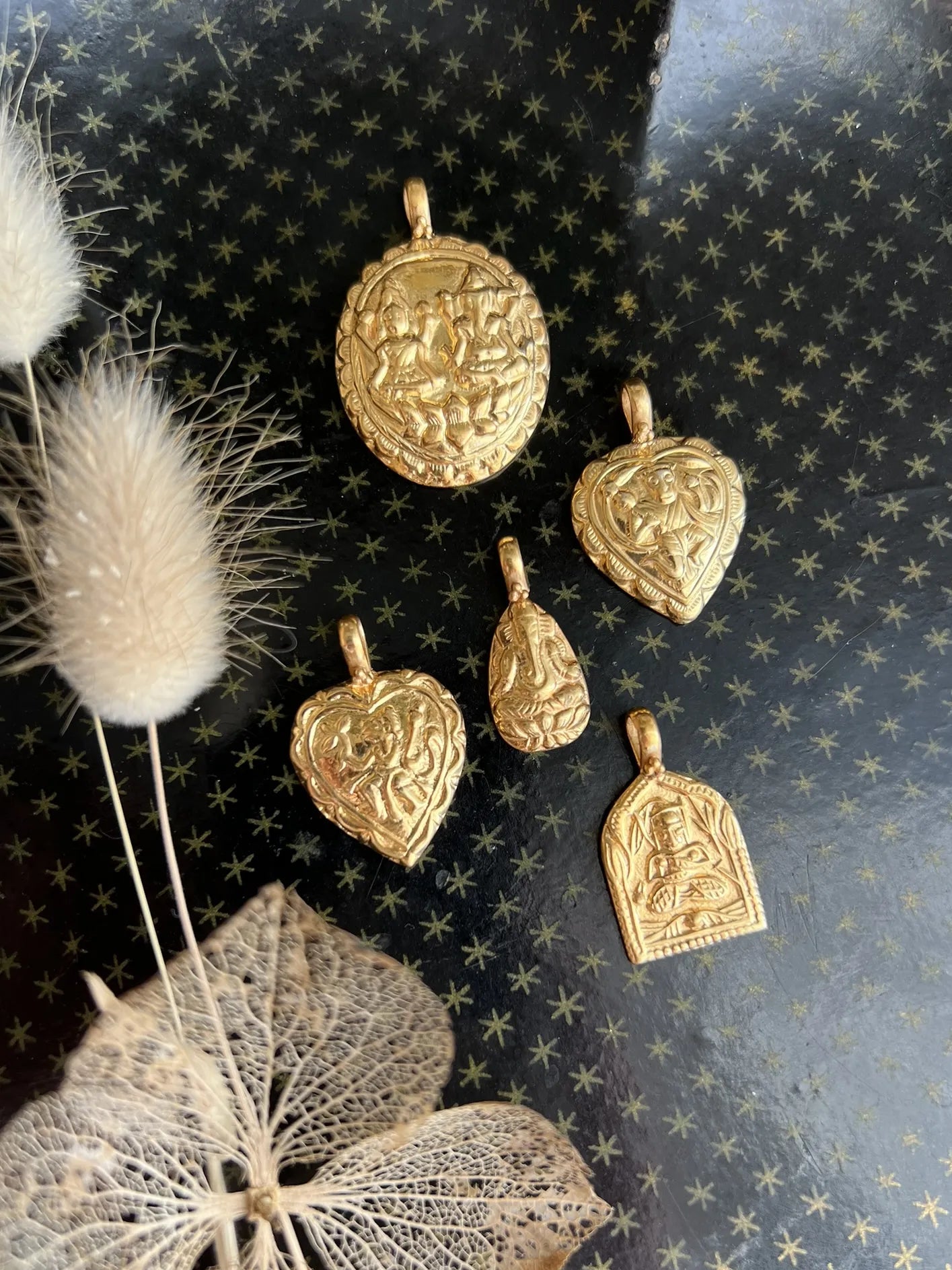 ojigi pendentif amulette Durga temple