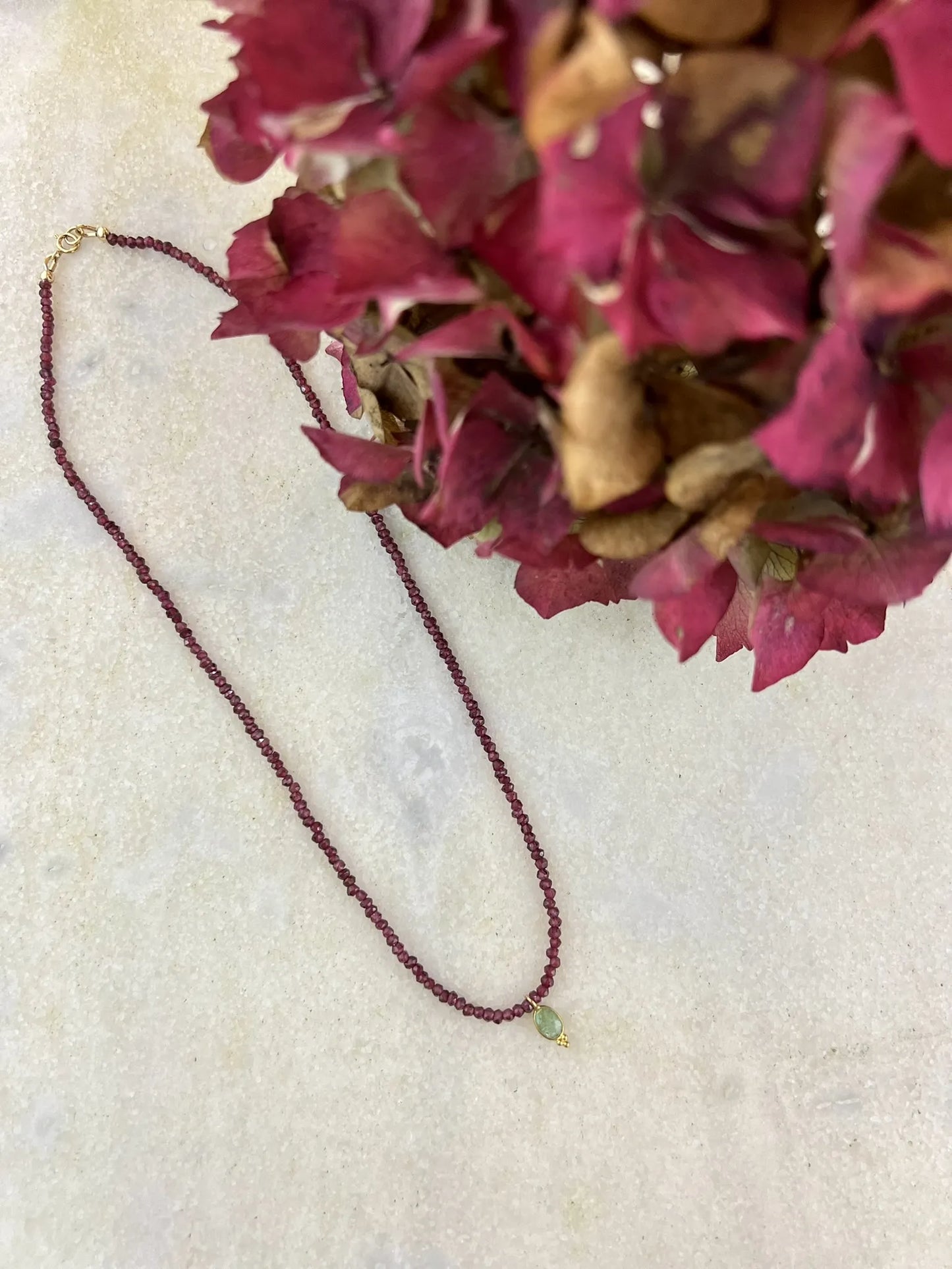 ojigi collier pondi grenat aventurine