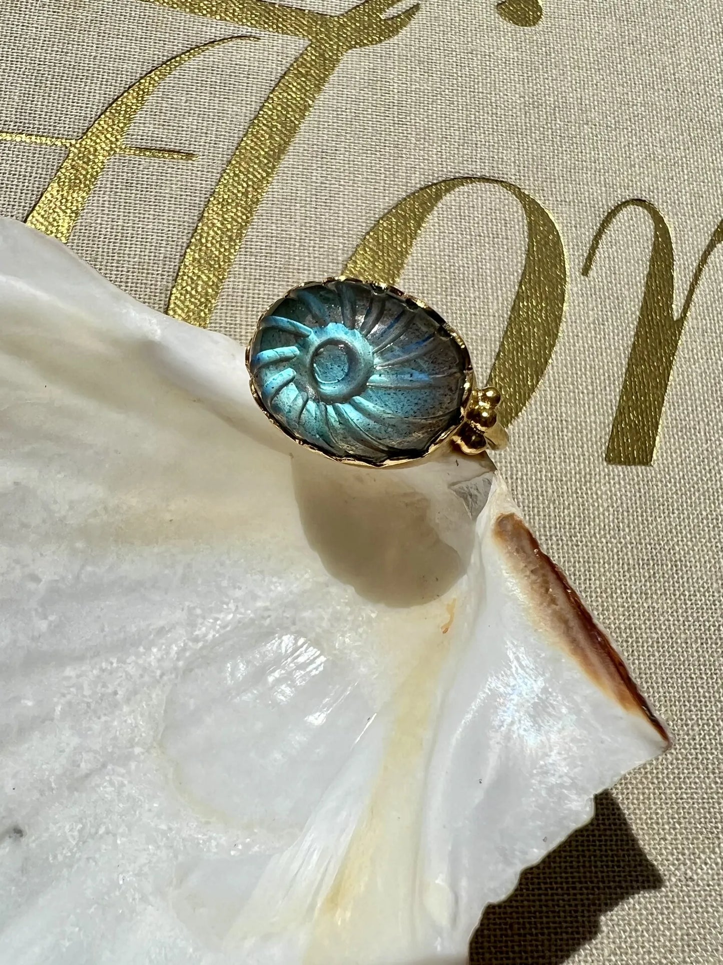 ojigi bague jaya labradorite