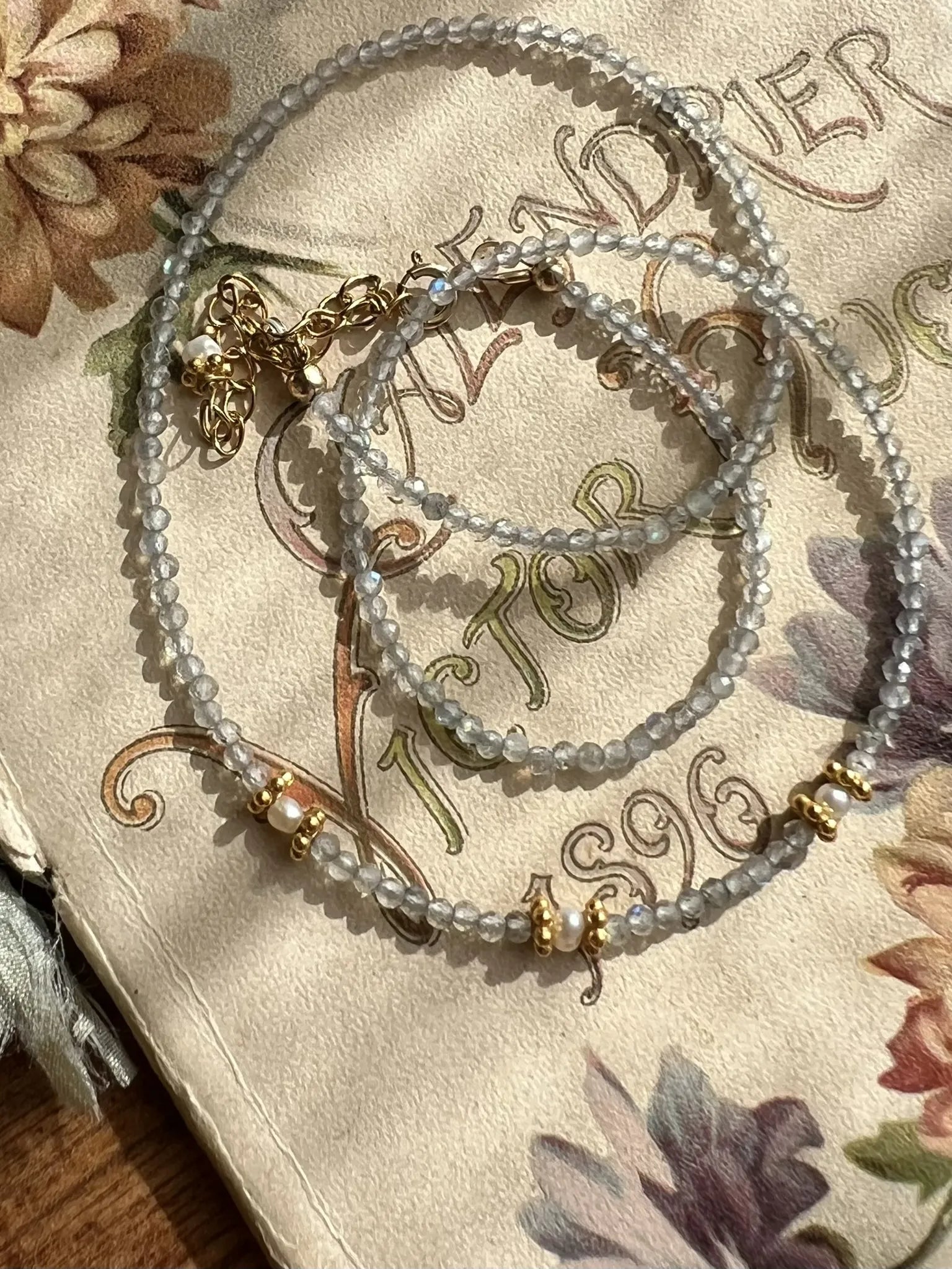 ojigi collier labradorite et perles d'eau douce