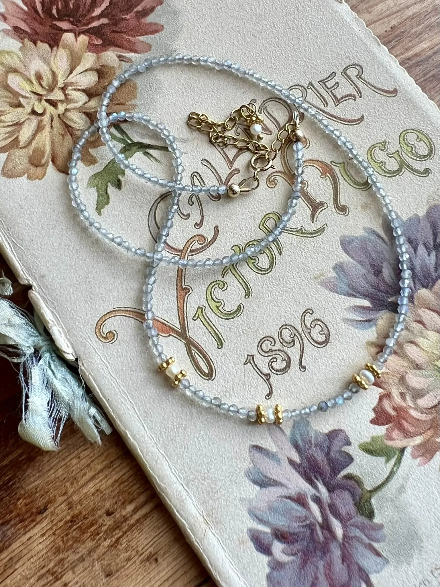 ojigi collier labradorite et perles d'eau douce