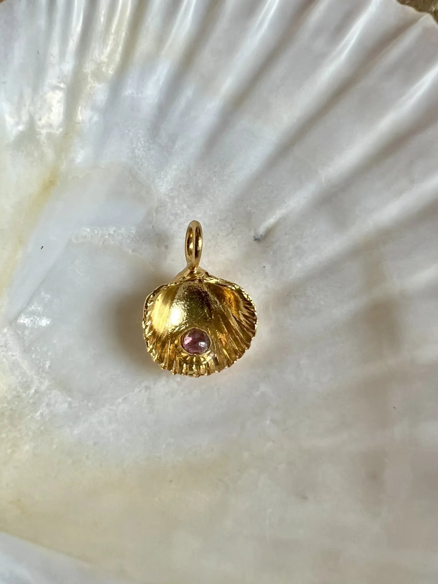 ojigi pendentif coquillage et tourmaline