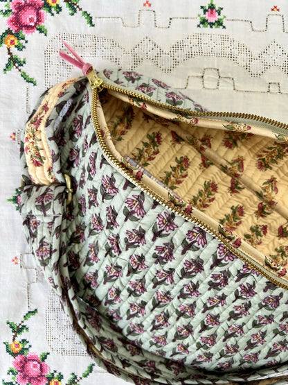 ojigi sac banane happy coton quilté block print cyclamen vert de gris et rose