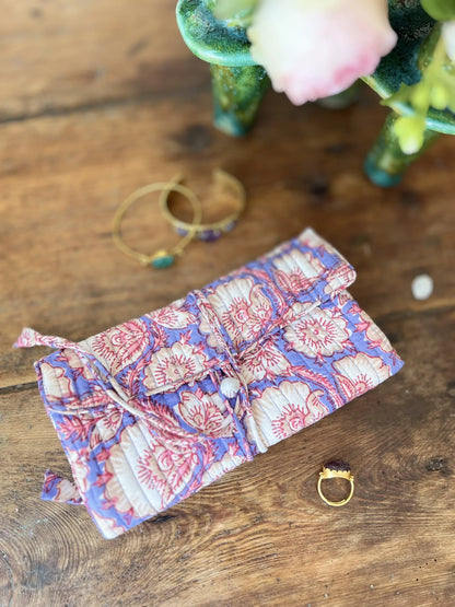 ojigi pochette quiltée à bijoux de voyage block print