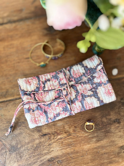 ojigi pochette quiltée à bijoux de voyage block print
