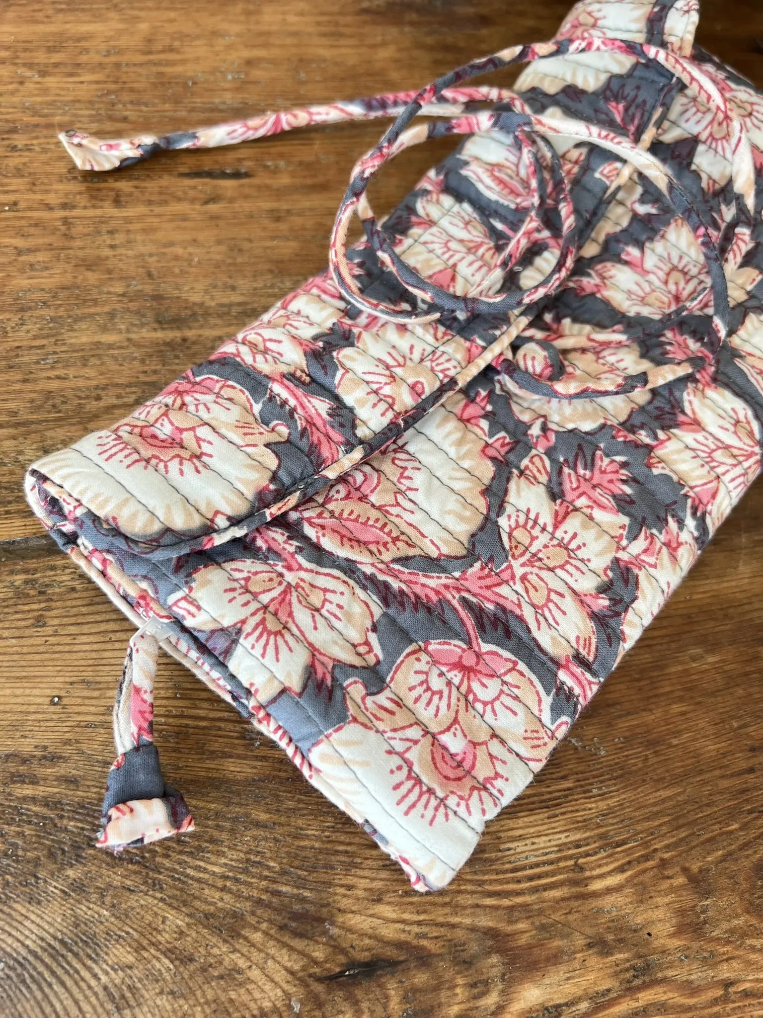 ojigi pochette quiltée à bijoux de voyage block print