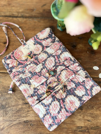 ojigi pochette quiltée à bijoux de voyage block print