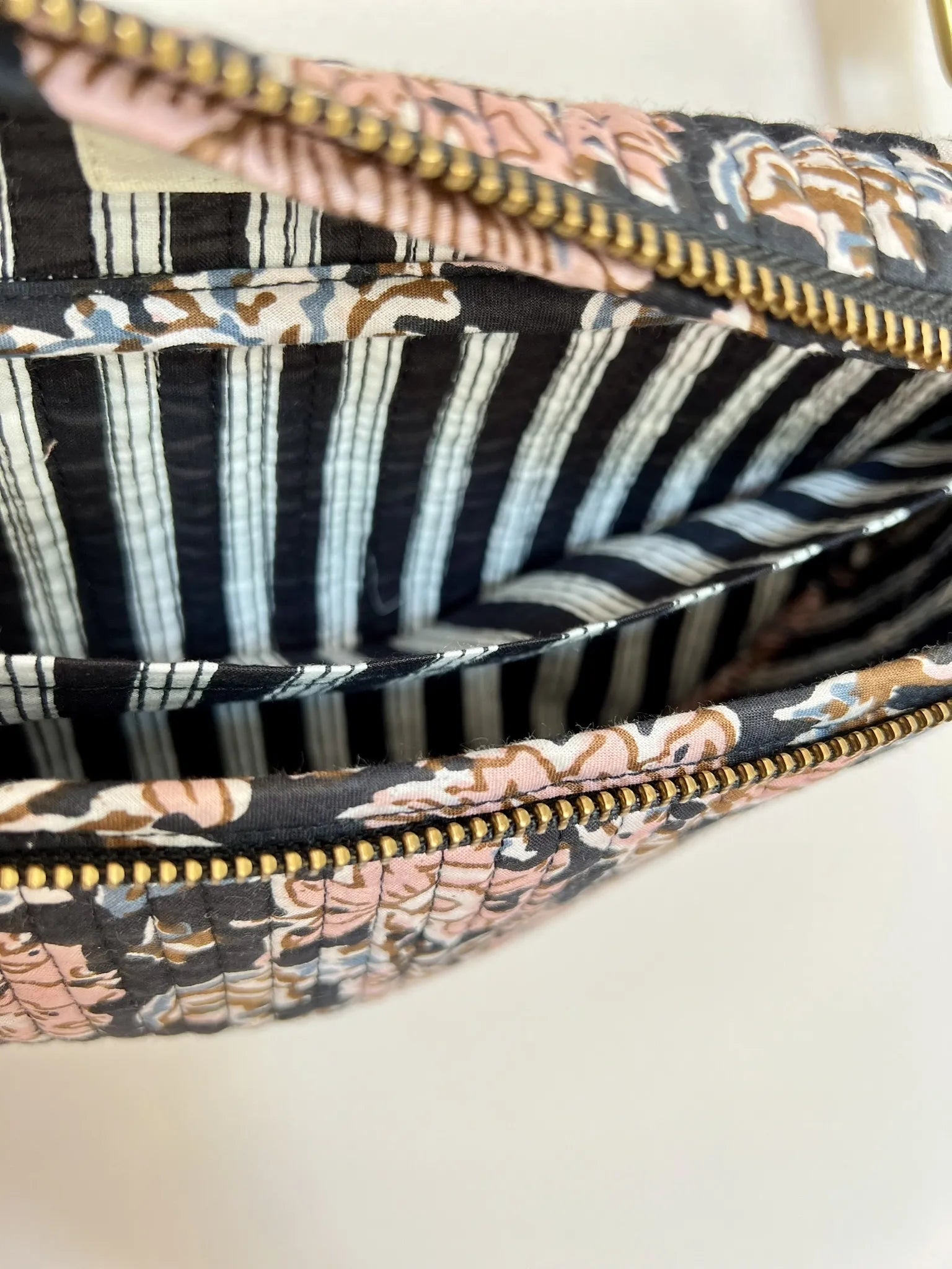 ojigi sac banane holi noir
