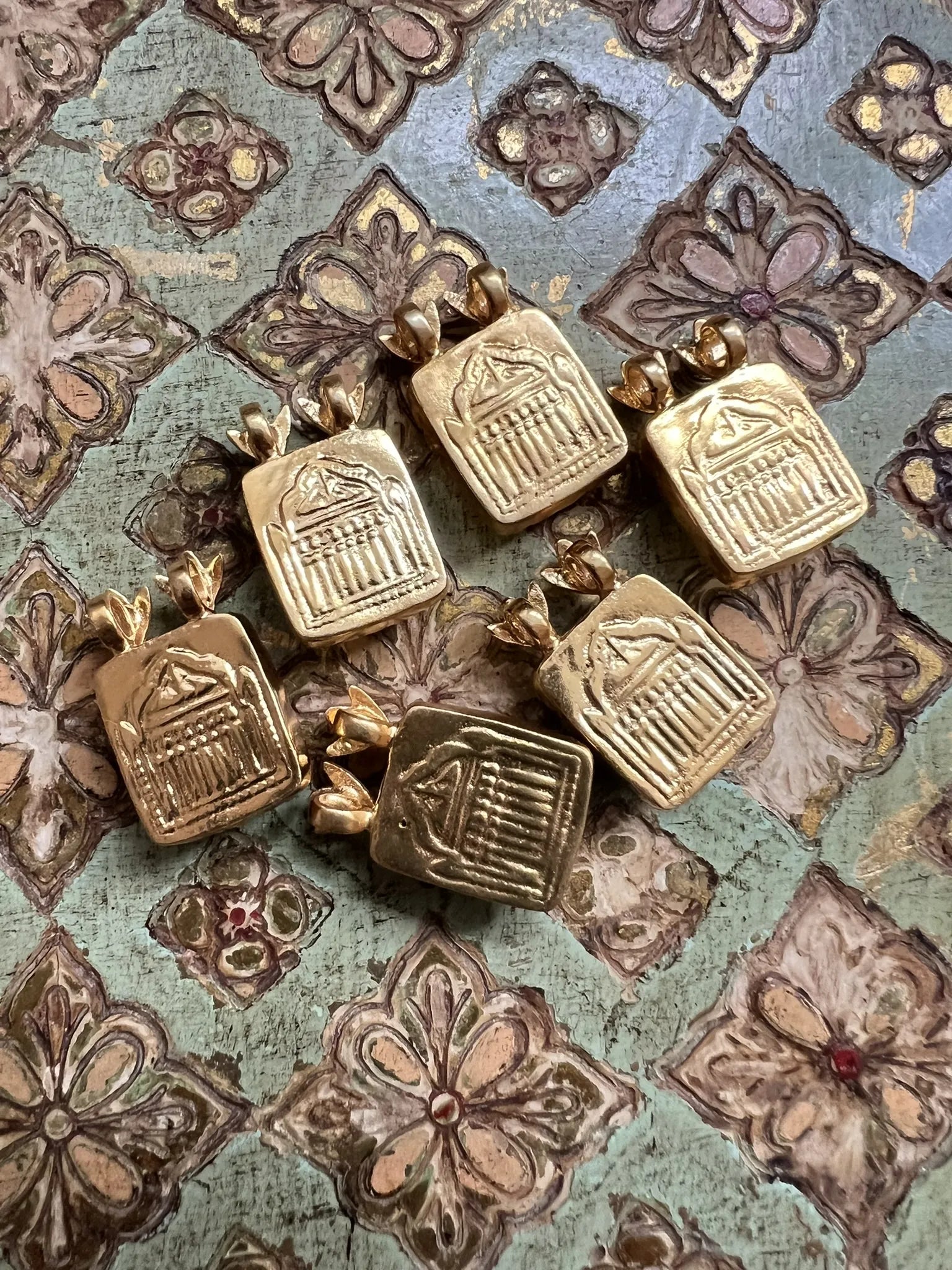 ojigi pendentif delight matrika