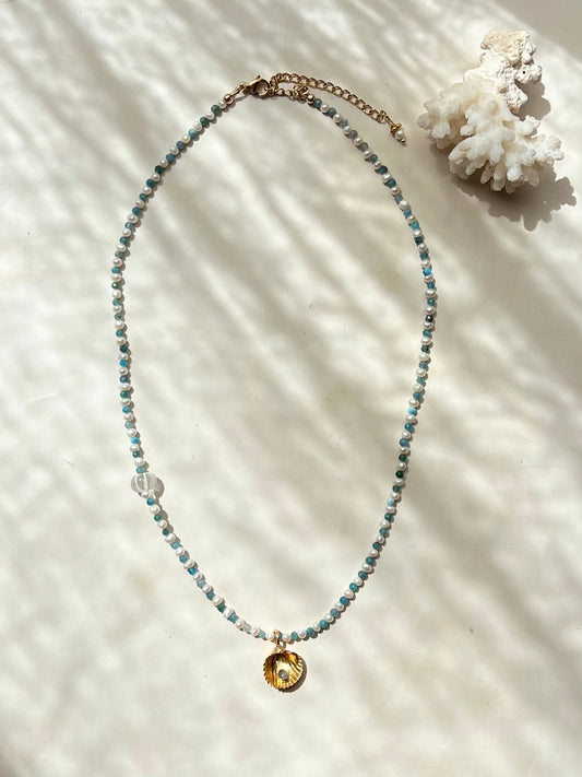 Collier LOCMARIA . Apatite et perles d'eau douce