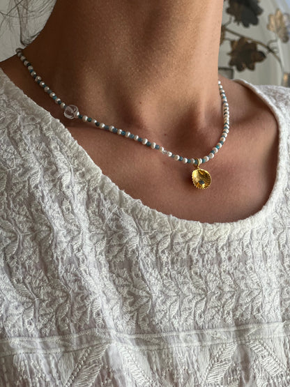 Collier LOCMARIA . Apatite et perles d'eau douce