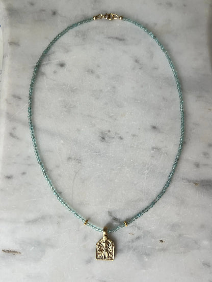 ojigi collier aigue marine et amulette