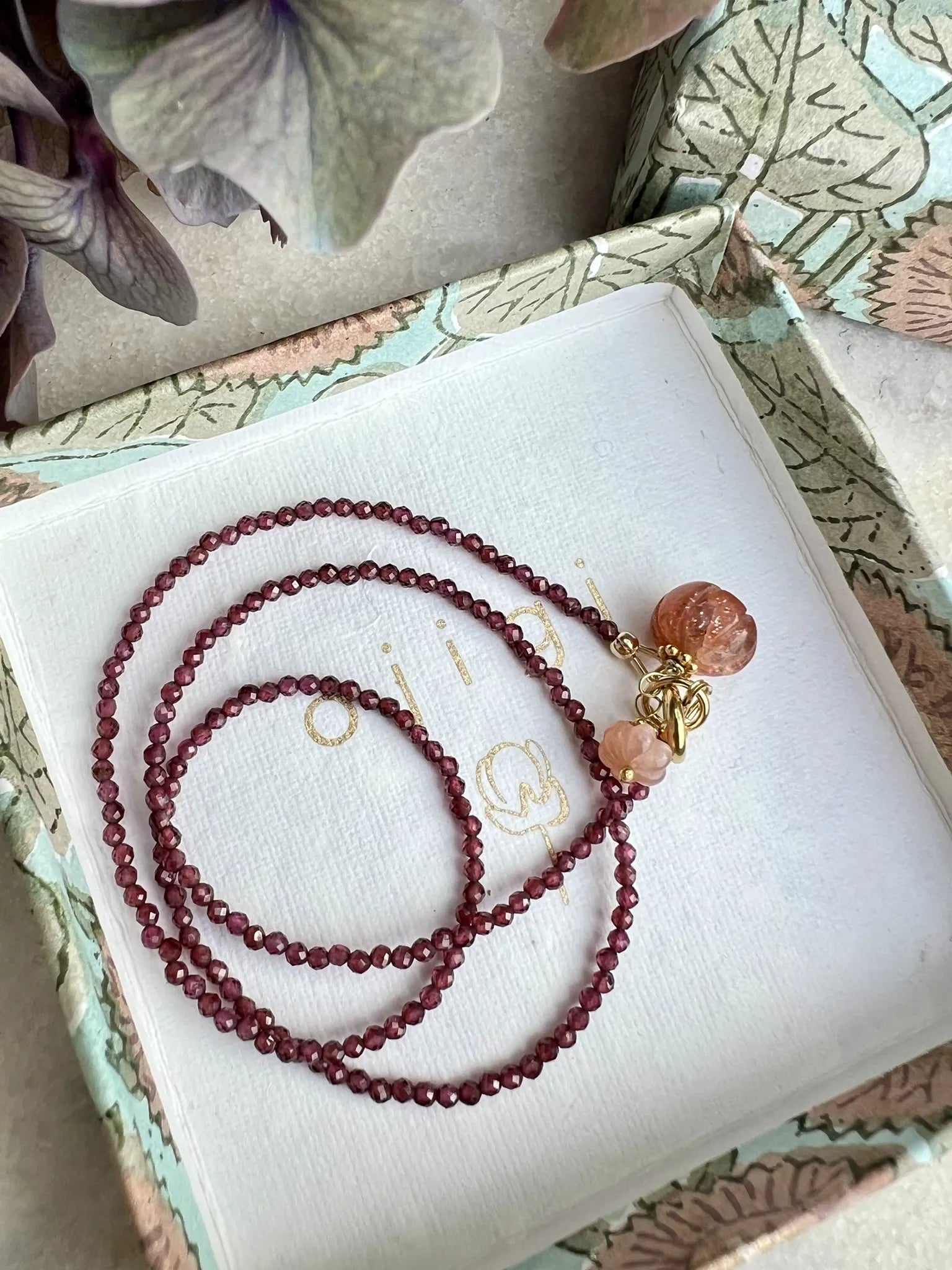 ojigi collier Diwali grenat