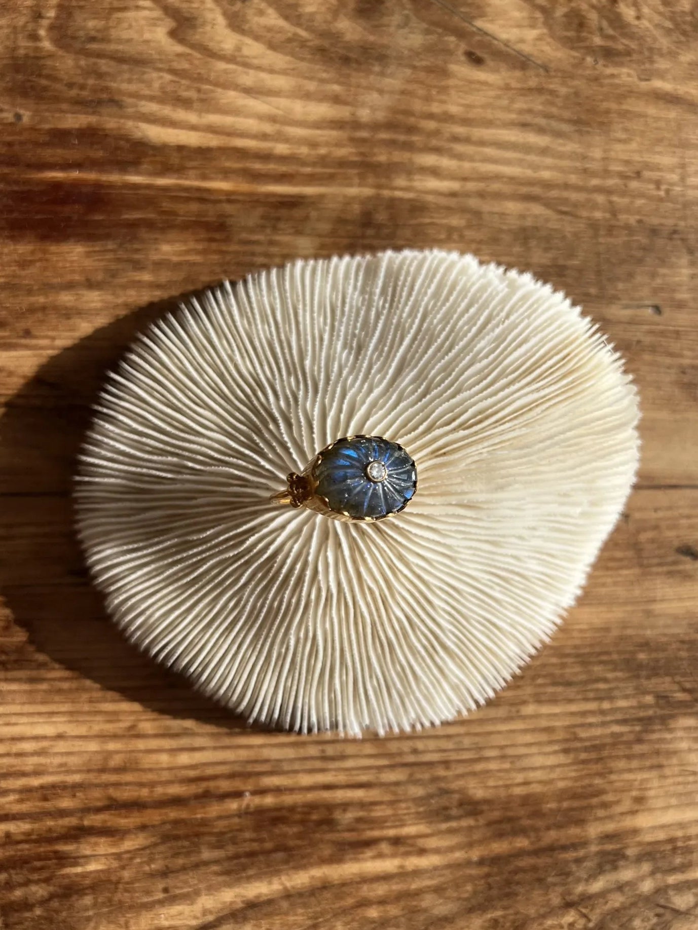 Ojigi bague Luce labradorite et cristal de roche