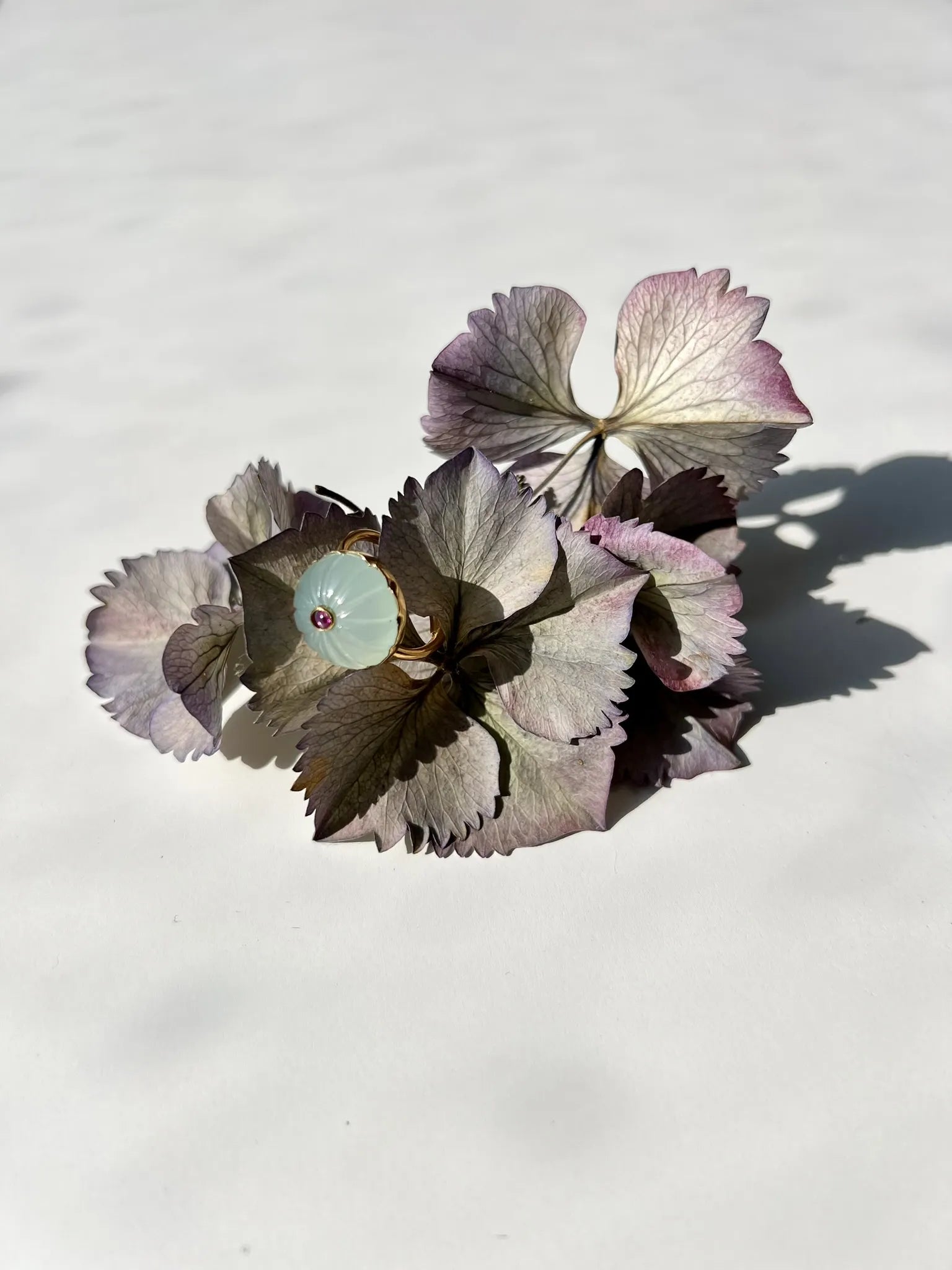 ojigi bague baie III Calcite aqua rubis