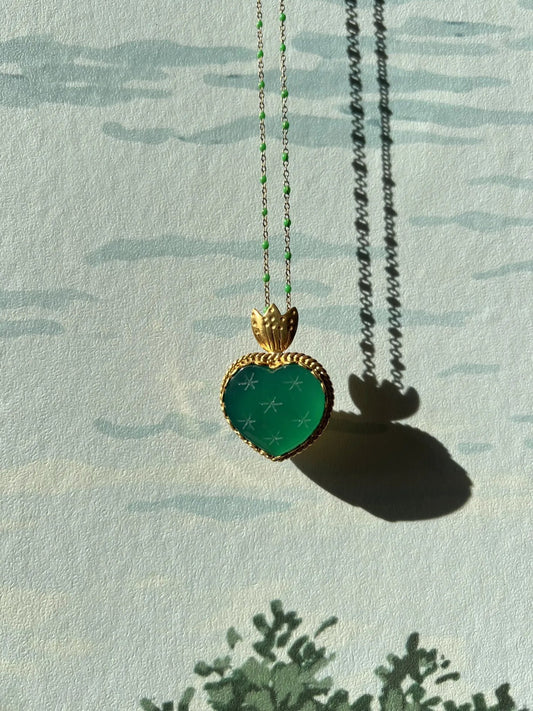 ojigi Madhura pendentif cœur onyx vert