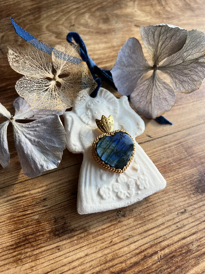 ojigi Madhura pendentif cœur labradorite