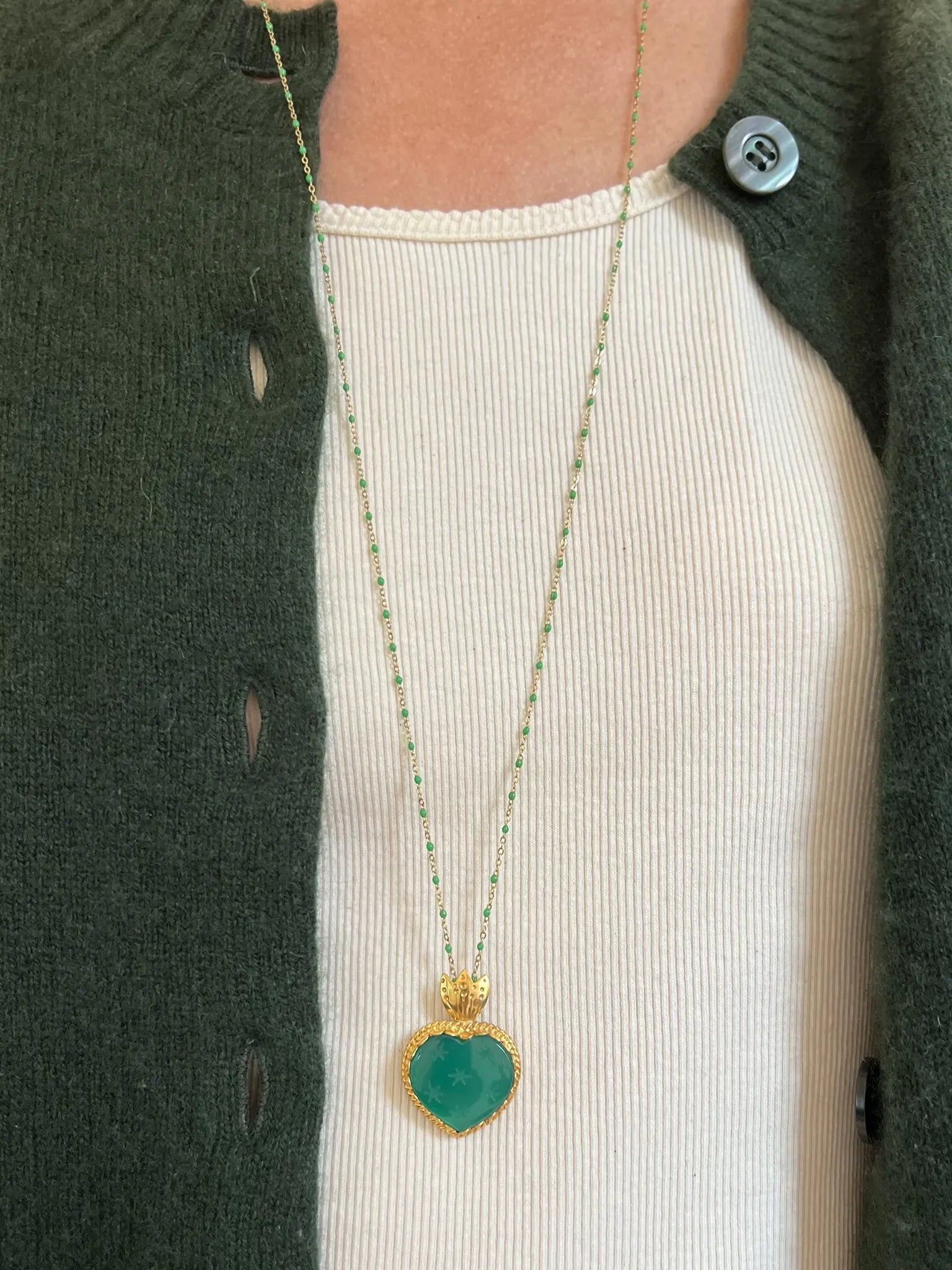 ojigi Madhura pendentif cœur onyx vert