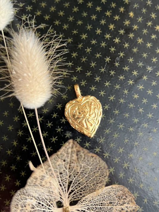 ojigi pendentif amulette cœur hanuman
