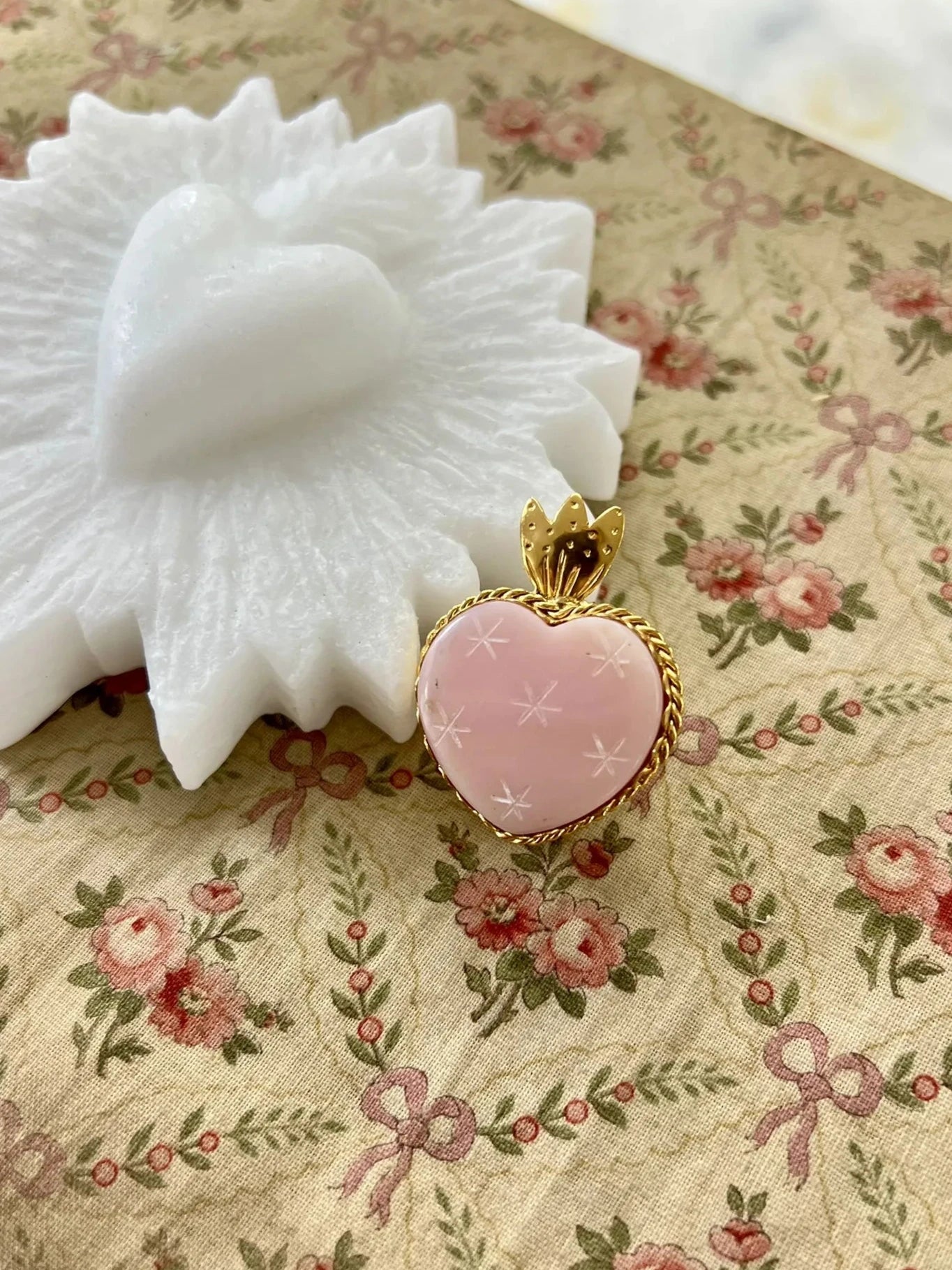ojigi broche faites un vœu opale rose