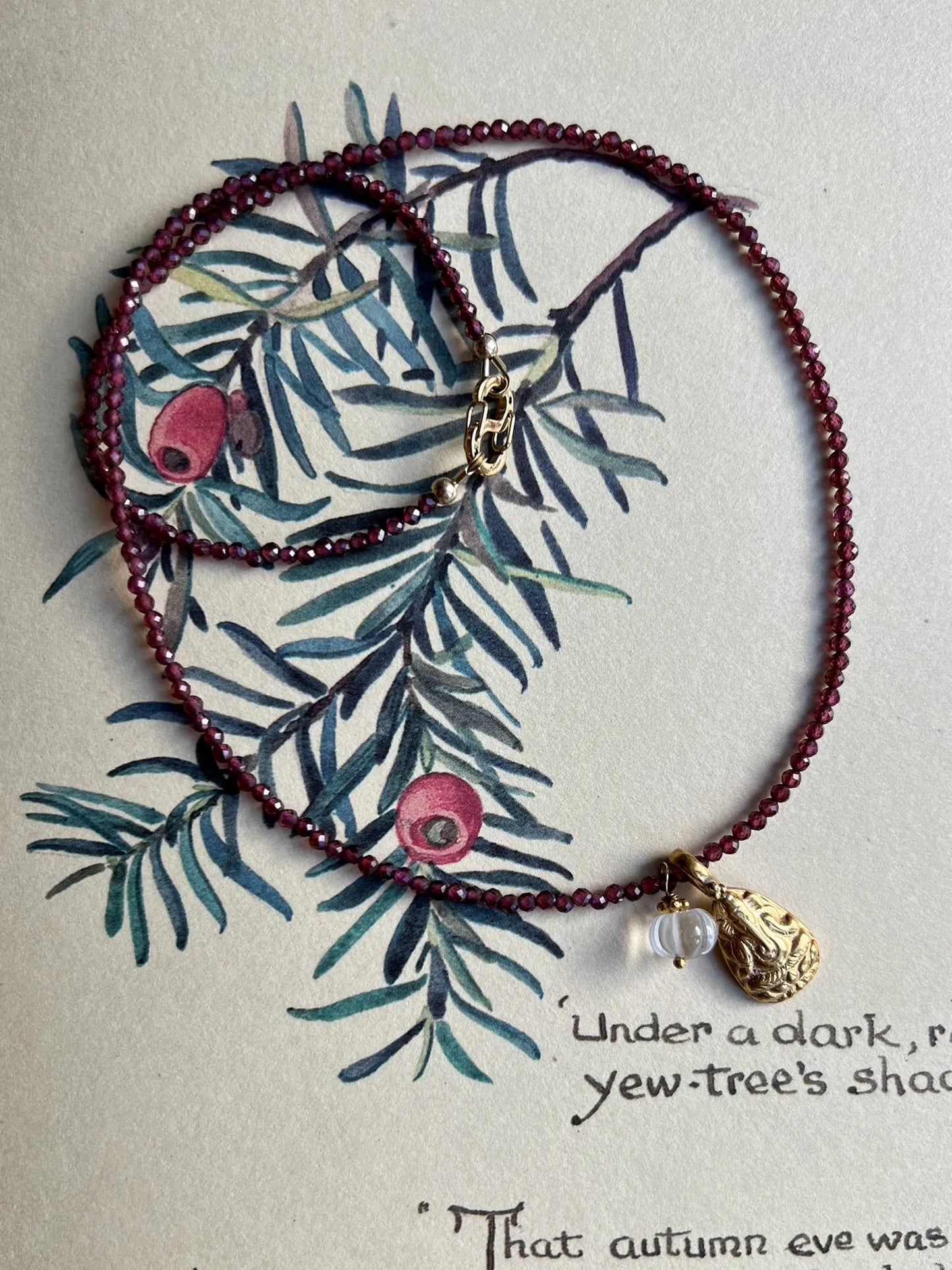 ojigi collier grenat amulette ganesh