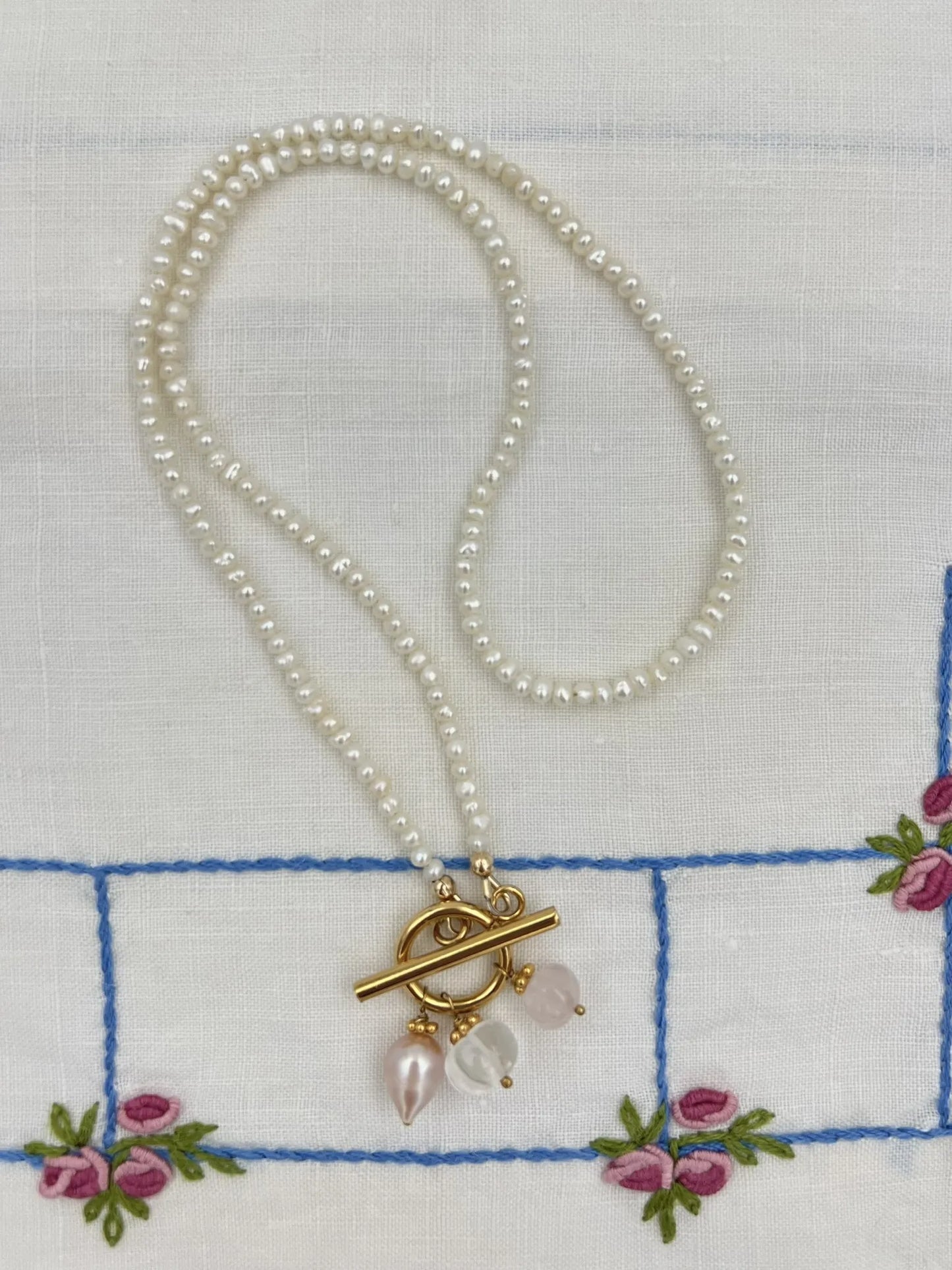 ojigi collier perle d'eau douce et quartz rose