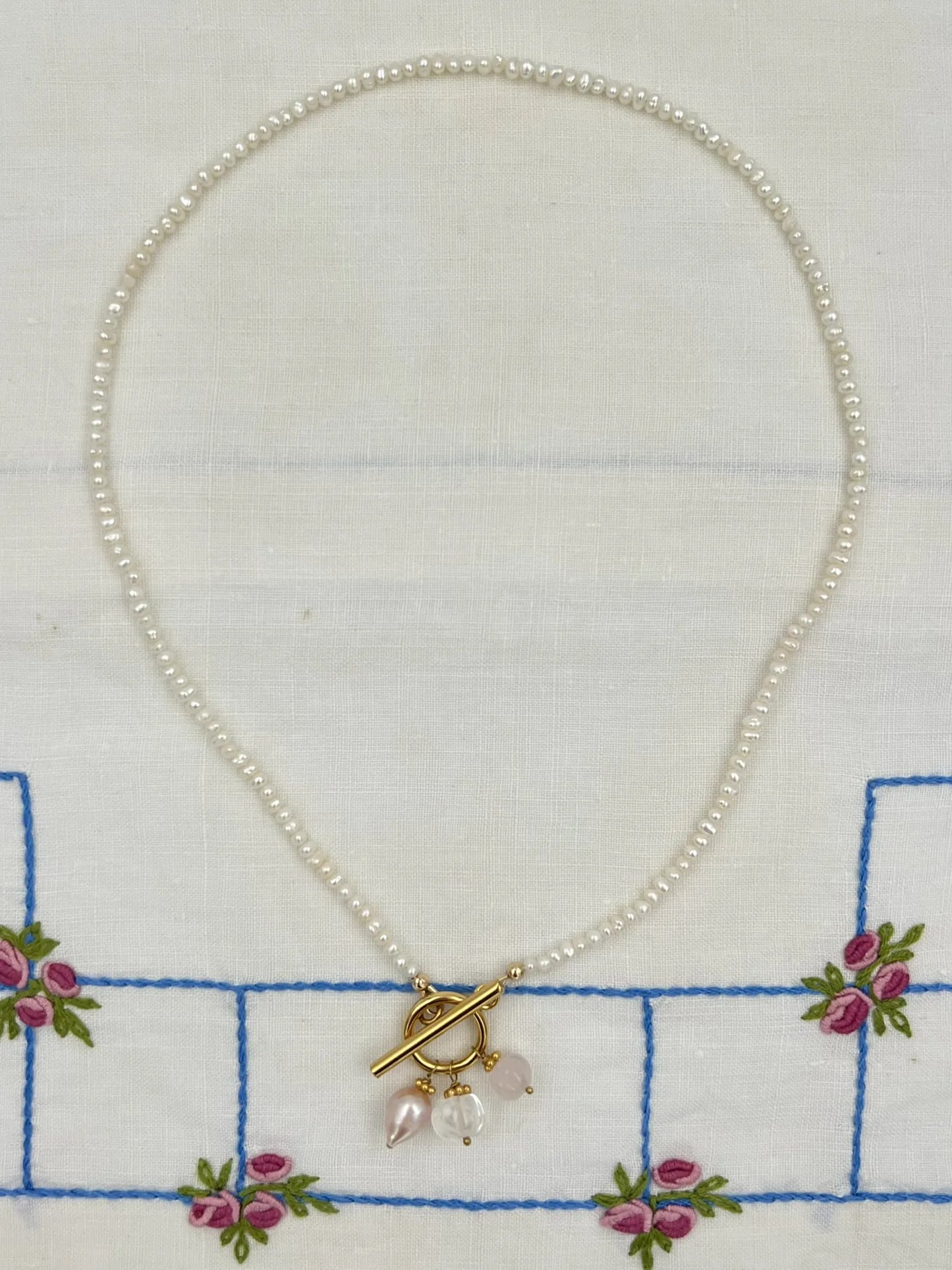 ojigi collier perle d'eau douce et quartz rose