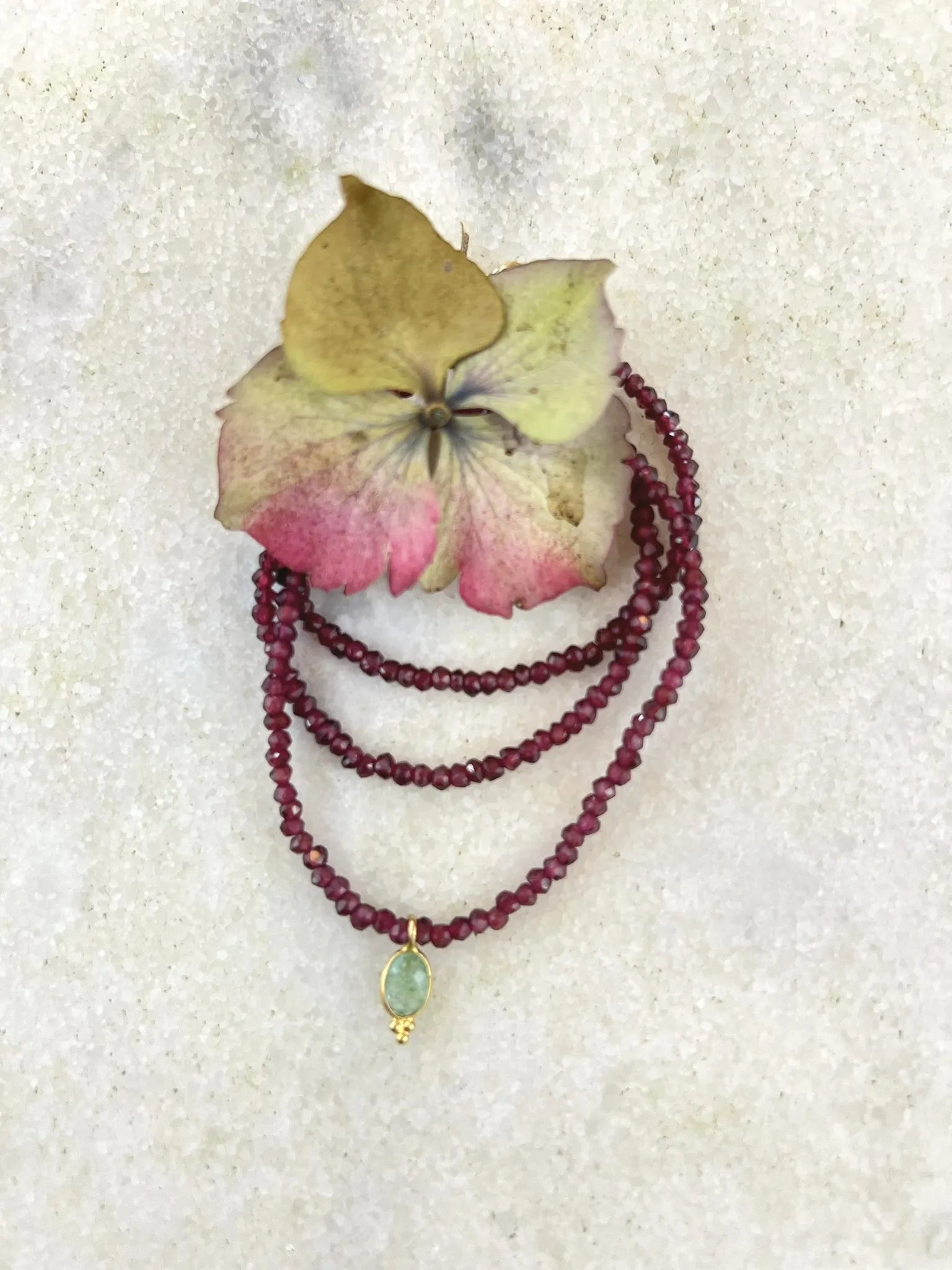 ojigi collier pondi grenat aventurine