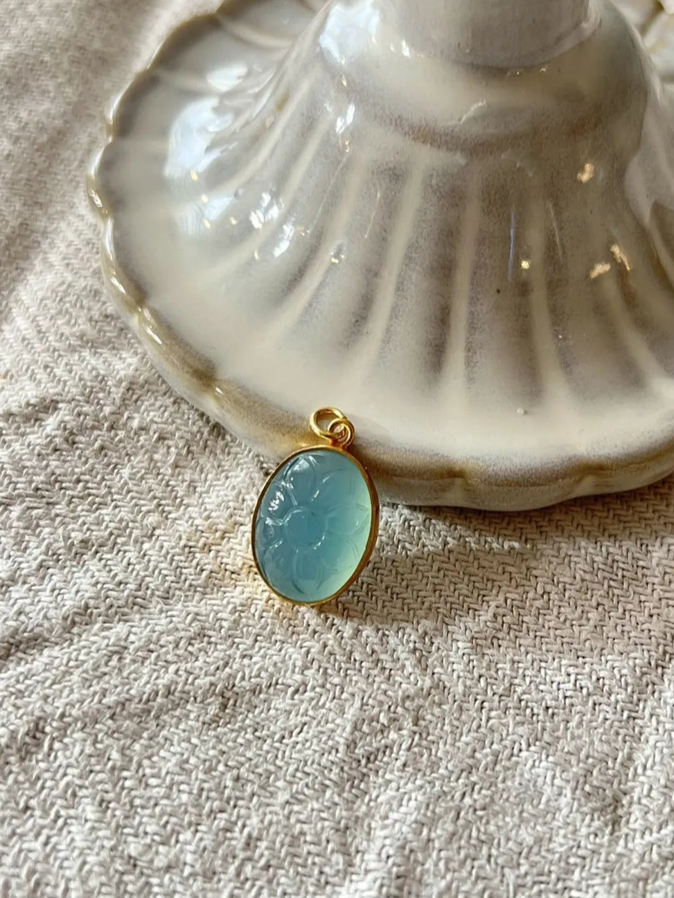ojigi pendentif Bertille calcite bleue