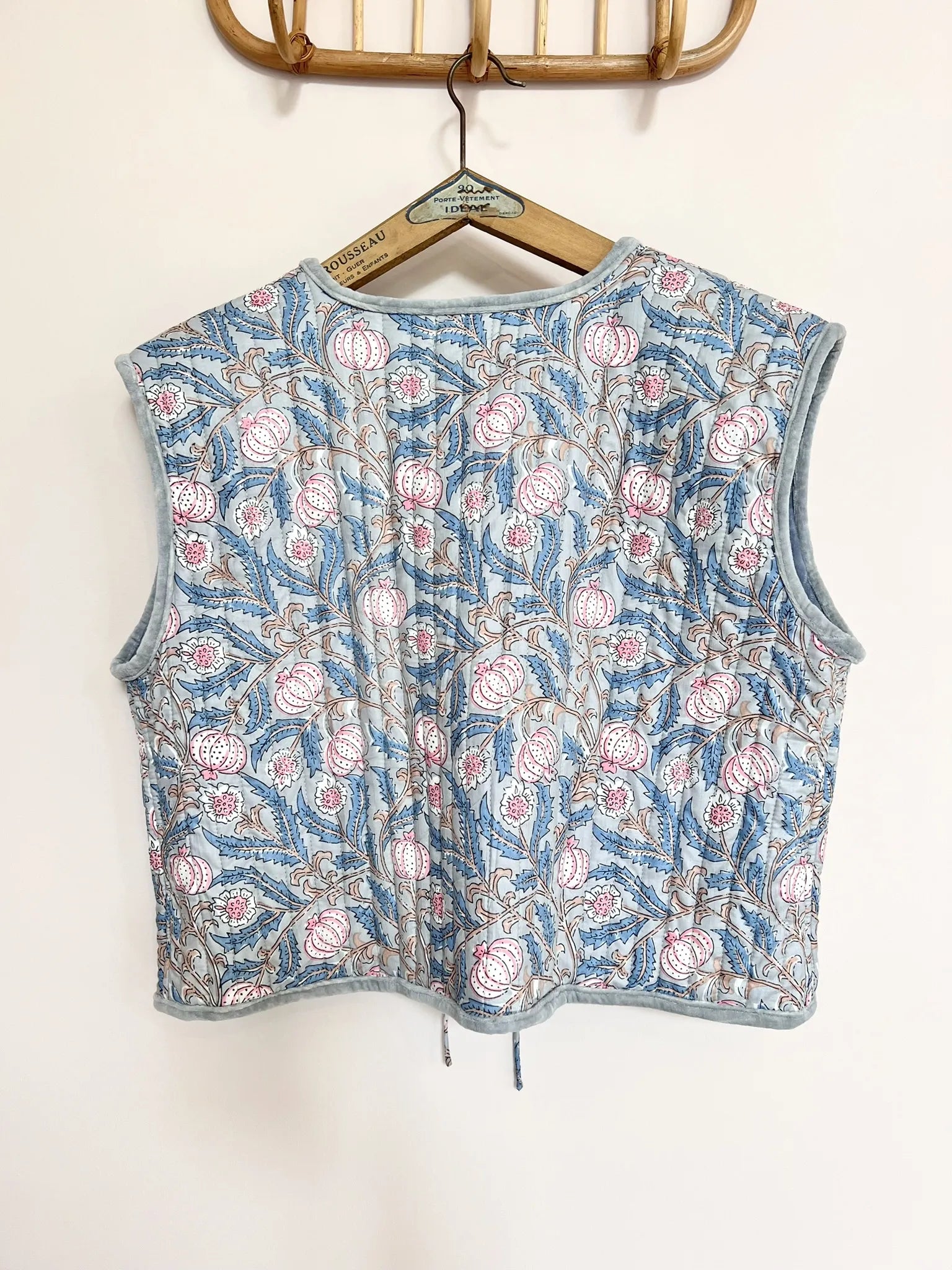 ojigi gilet matelassé sans manche velours et block print orage 