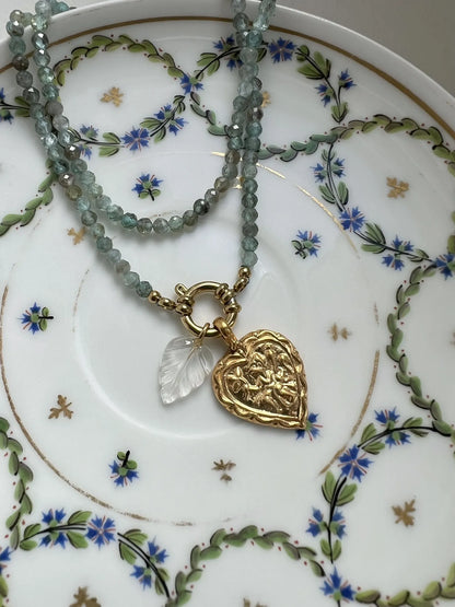 ojigi collier apatite amulette hanuman et feuille